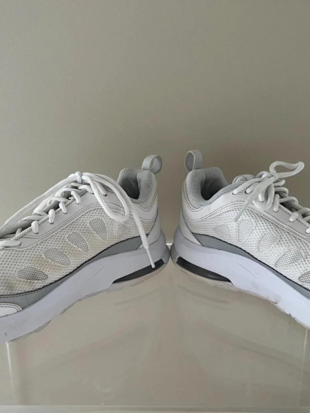 Nike Air Max Womens Size 10 White Pure Platinum